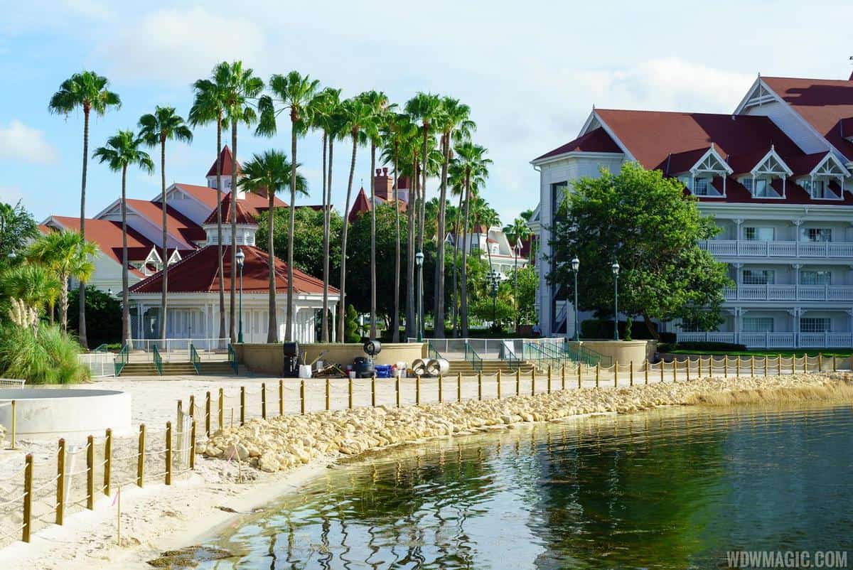 Grand Floridian Resort wall post alligator attack