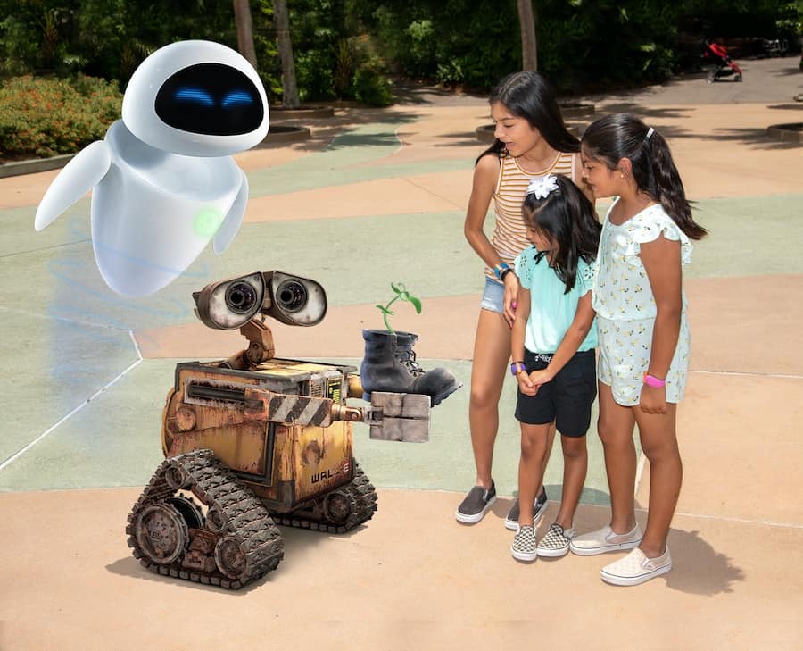 Girls with Wall-E