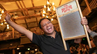 Cast Members at the Hoop-Dee-Doo Revue
