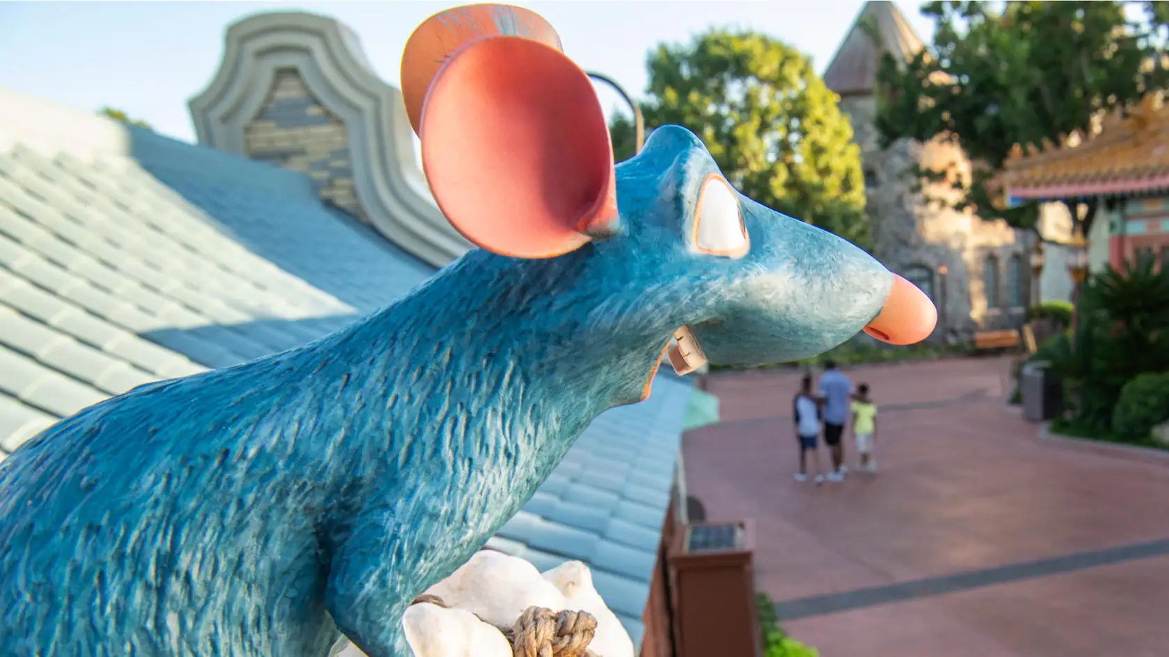 taste-of-epcot-fun-for-all-remy-hide and squeak
