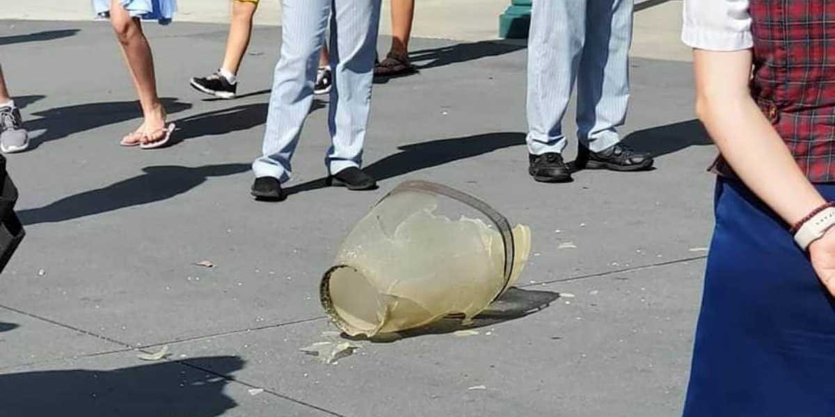 broken lamp shade hollywood studios