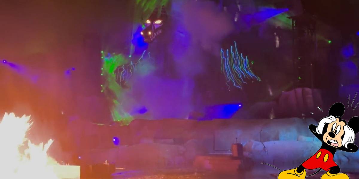 Disney Fantasmic Fireworks