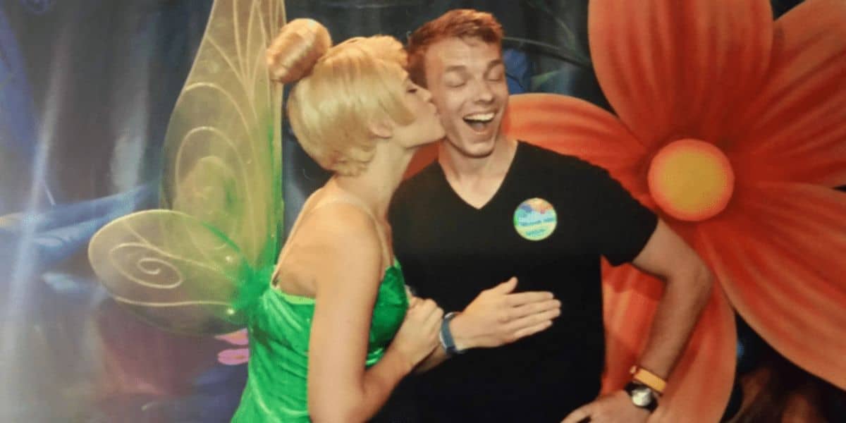 tink character performer kisses disney guest