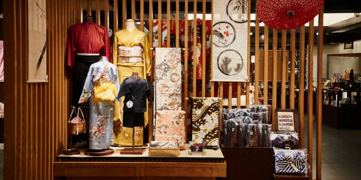 Mitsukoshi