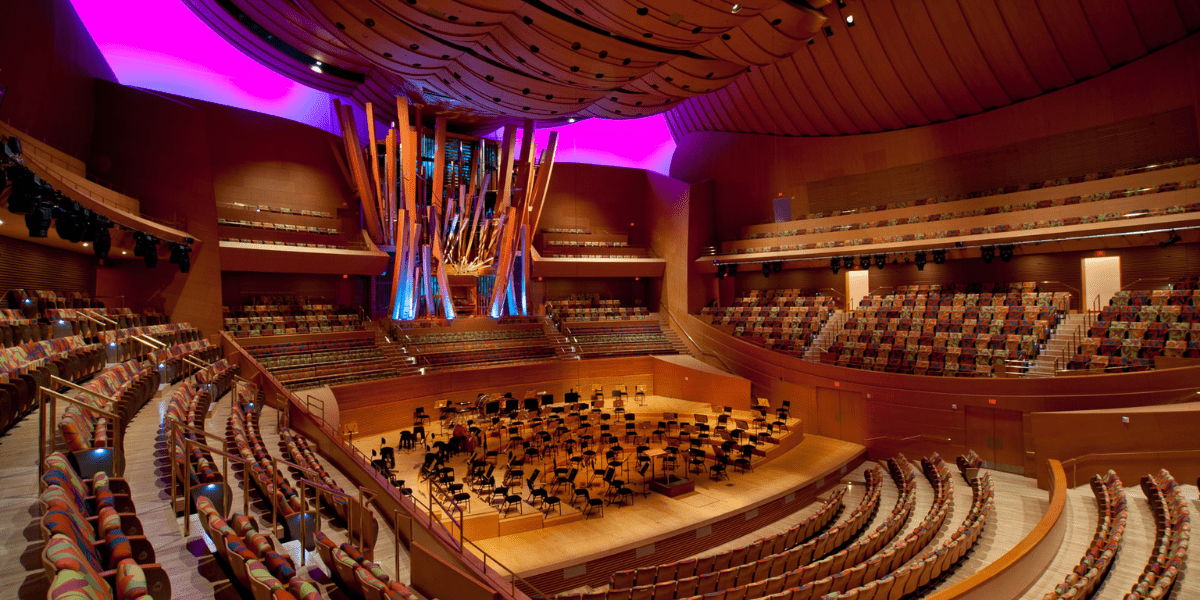 Woman has orgasm during Concert at Walt Disney Concert Hall