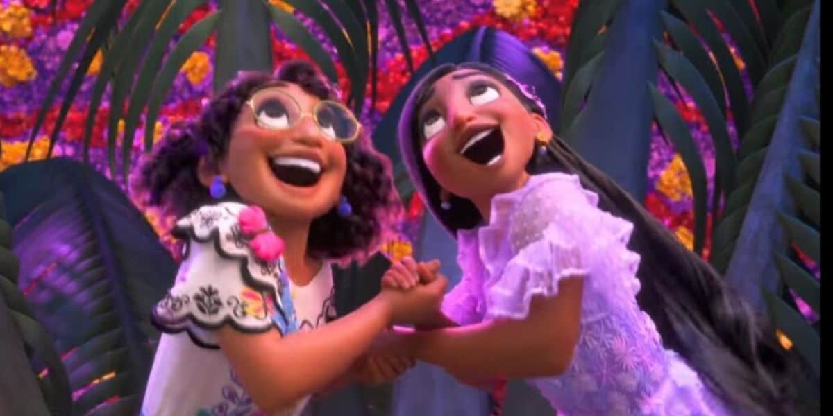 mirabel and isabela madrigal