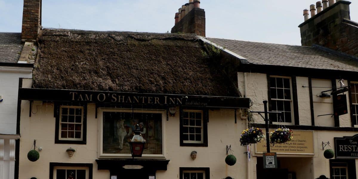 Tam O'Shanter Exterior