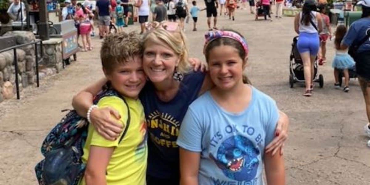 Jill Montanez and her children in Disney World.