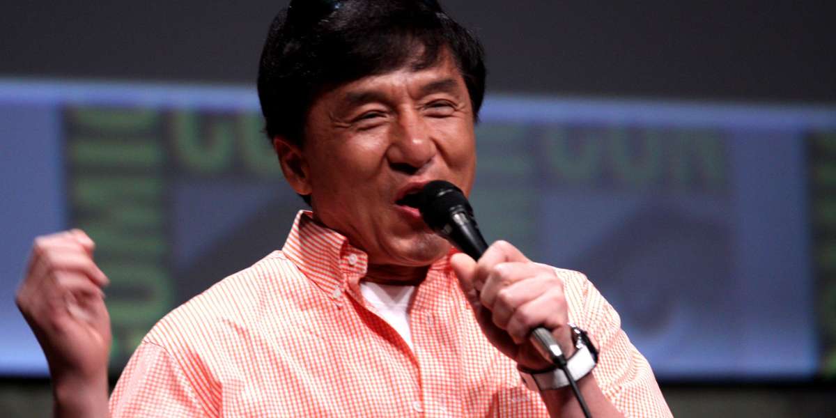 Jackie Chan disown daughter