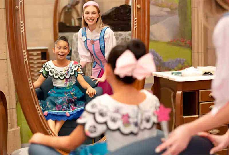 Bibbidi Bobbidi Boutique Encanto Package