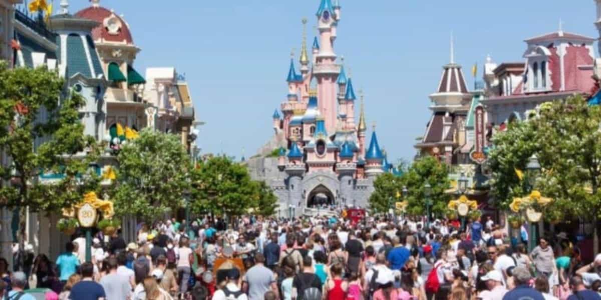 Disneyland Crowd