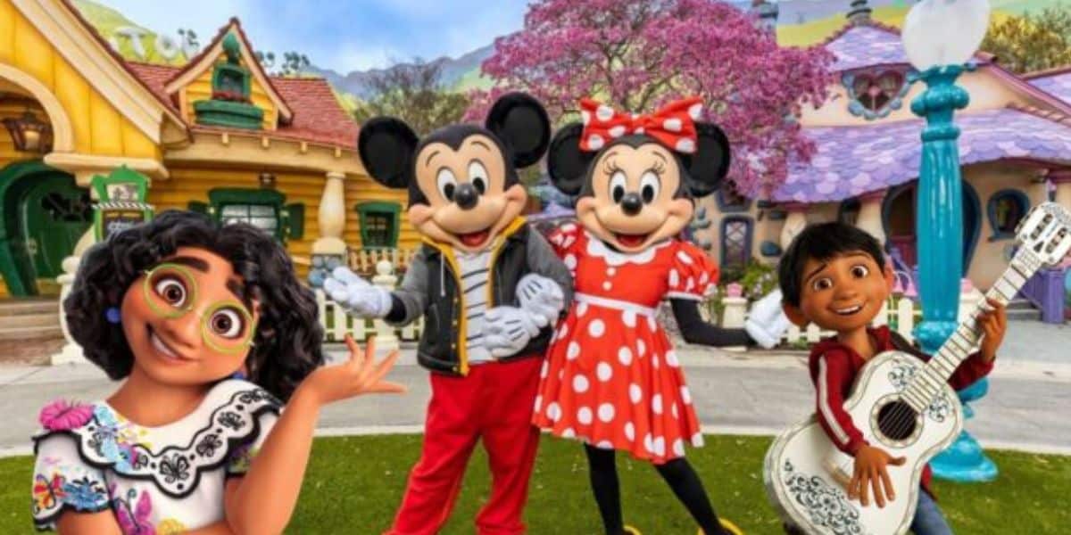 Encanto and Coco Lands Disneyland