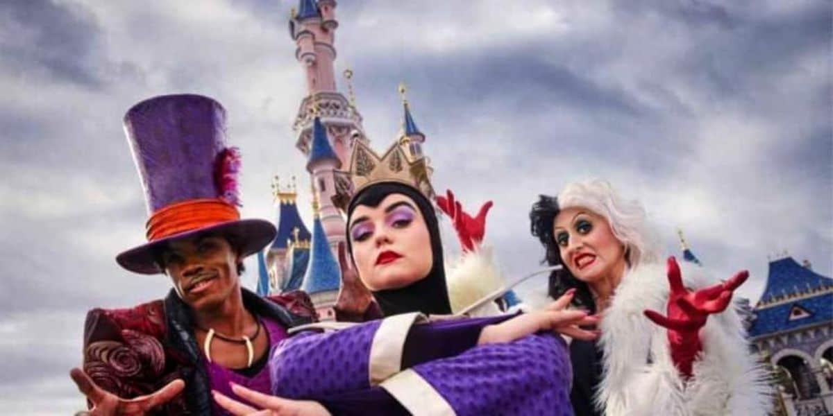 Disney Villains outside Disneyland Paris