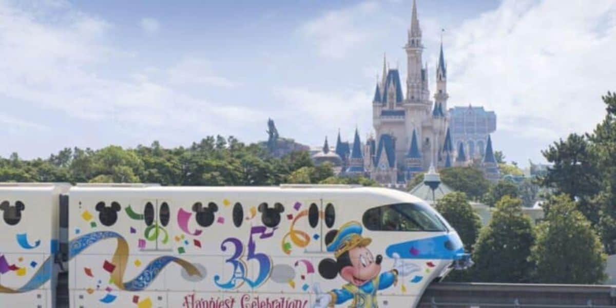 Disney Monorail Service