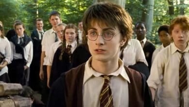 Harry Potter and his fellow Gryffindor students in Hagrid's class in 'Prisoner of Azkaban'