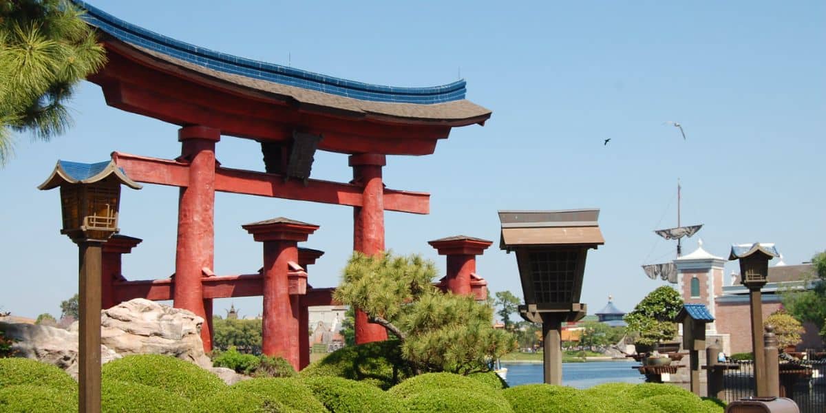 A red gate in the Japan World Showcase Pavilion at EPCOT