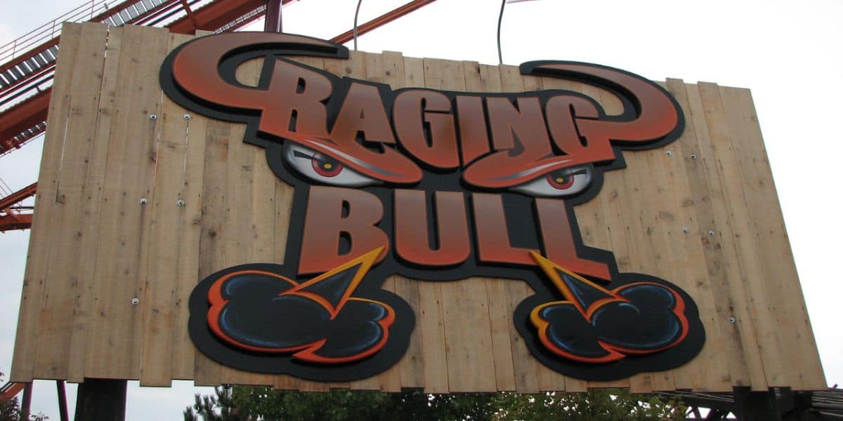 The "Raging Bull" sign at Six Flags Great America.