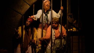 Animatronics in jail on the Pirates of the Caribbean ride at Magic Kingdom Park