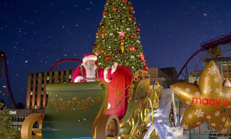 Santa in Universal's Holiday Parade Featuring Macy's