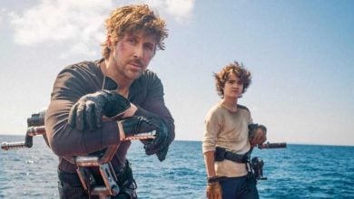 Ryan Gosling (L) and Flynn Gray (R) in 'Star Wars: Starfighter'