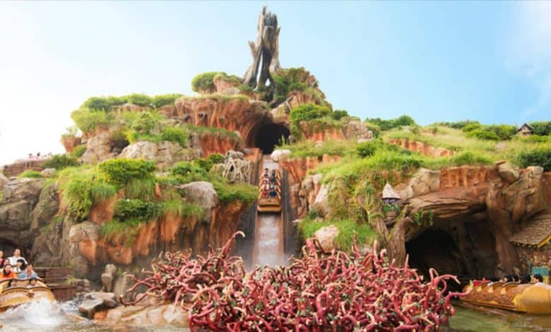 Splash Mountain on a sunny day at Tokyo Disneyland