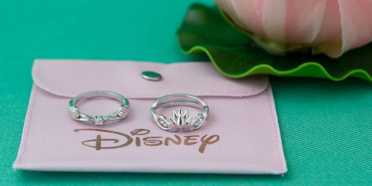 Two Disney rings inspired by 'Aladdin'
