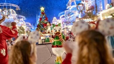 Daisy Duck during Mickey's Very Merry Christmas Party parade at Magic Kingdom