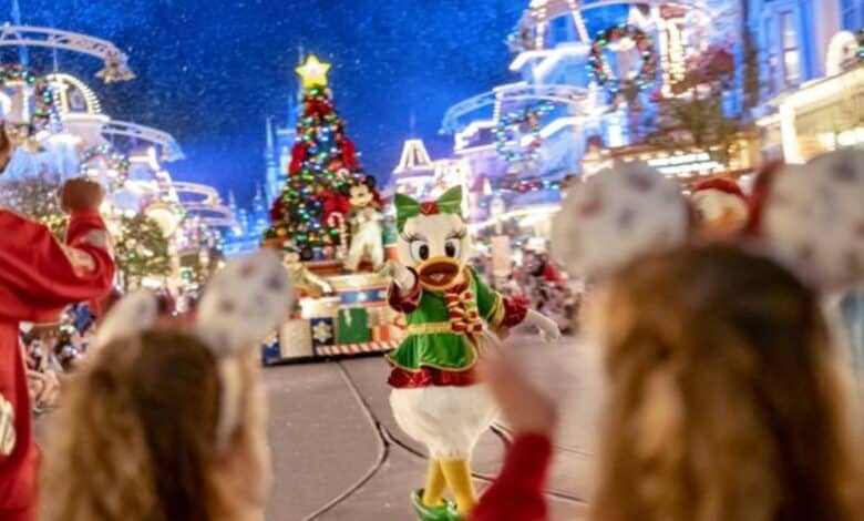 Daisy Duck during Mickey's Very Merry Christmas Party parade at Magic Kingdom