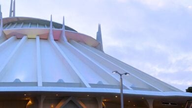space mountain at tokyo disneyland