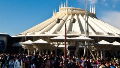 space mountain at tokyo disneyland