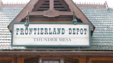 The “Frontierland Depot Thunder Mesa” sign at Disneyland Park