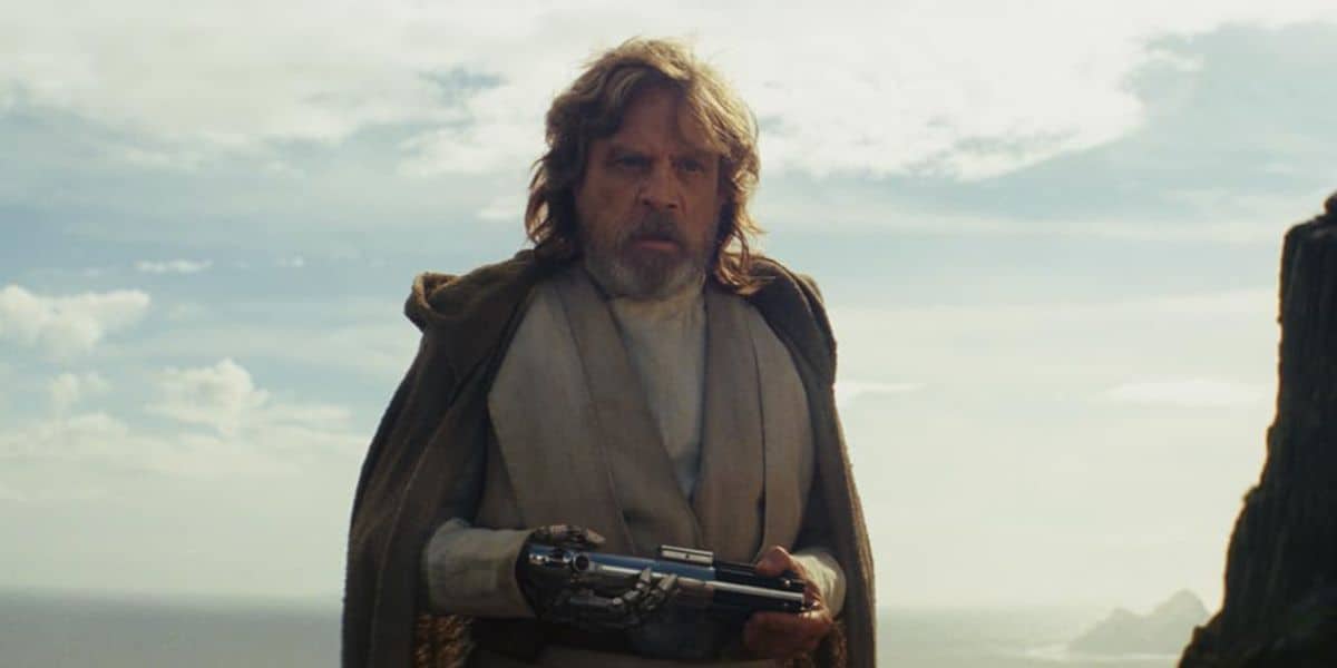 Luke Skywalker in star wars: the last jedi, played by mark hamill