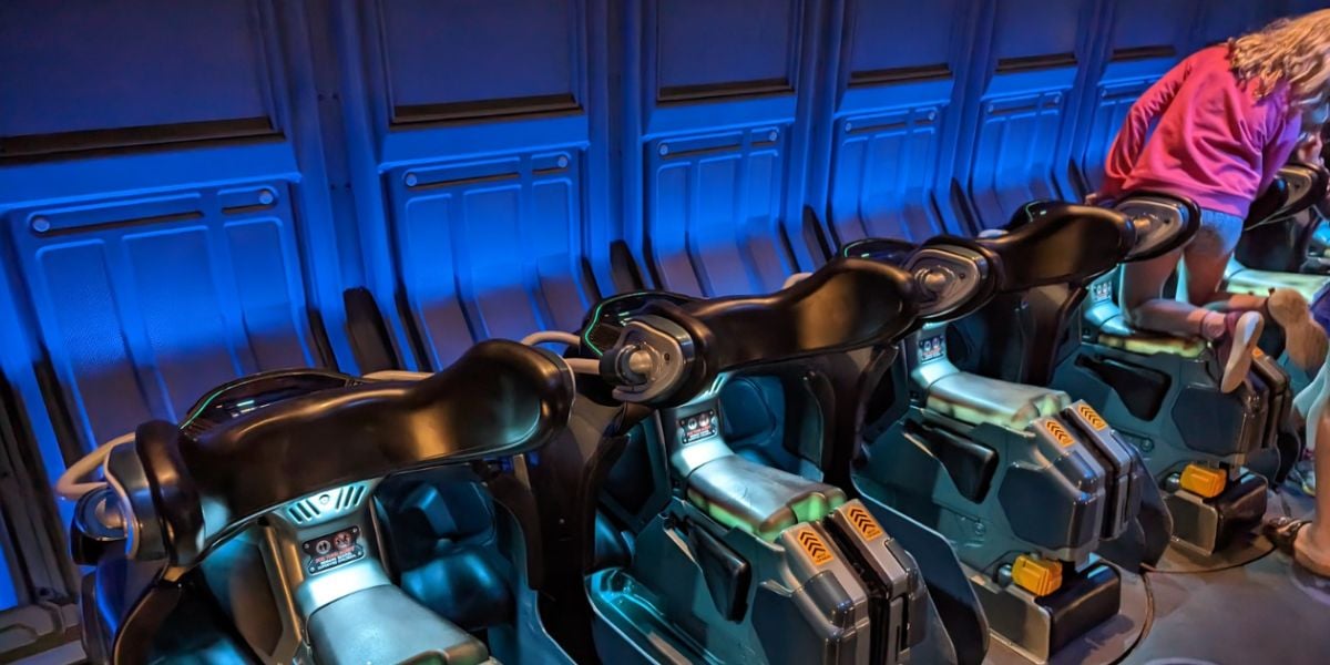 The Avatar Flight of Passage seats.