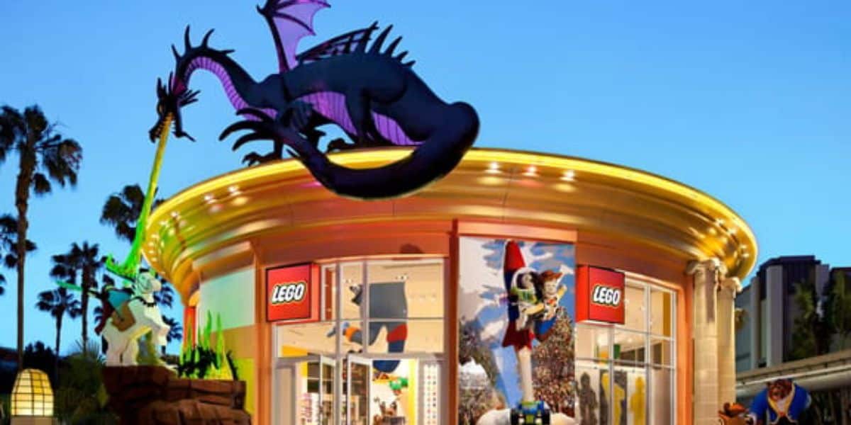 Maleficent dragon statue perched on the LEGO Store at Downtown Disney.